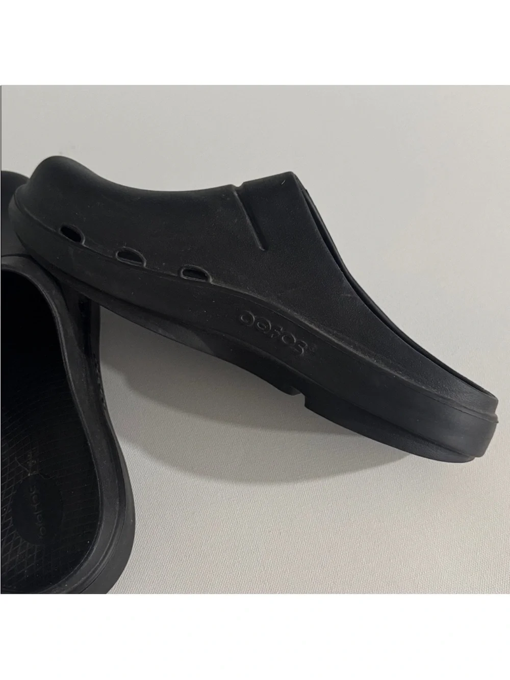 Oofos OOCLOOG Recovery Men's Slip on Shoes Size 13